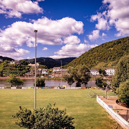 布莱Traumaussicht Kamin Balkon Burgblick 65 Zoll Tv Netflix Sky Joyn Lindenplatz公寓 外观 照片