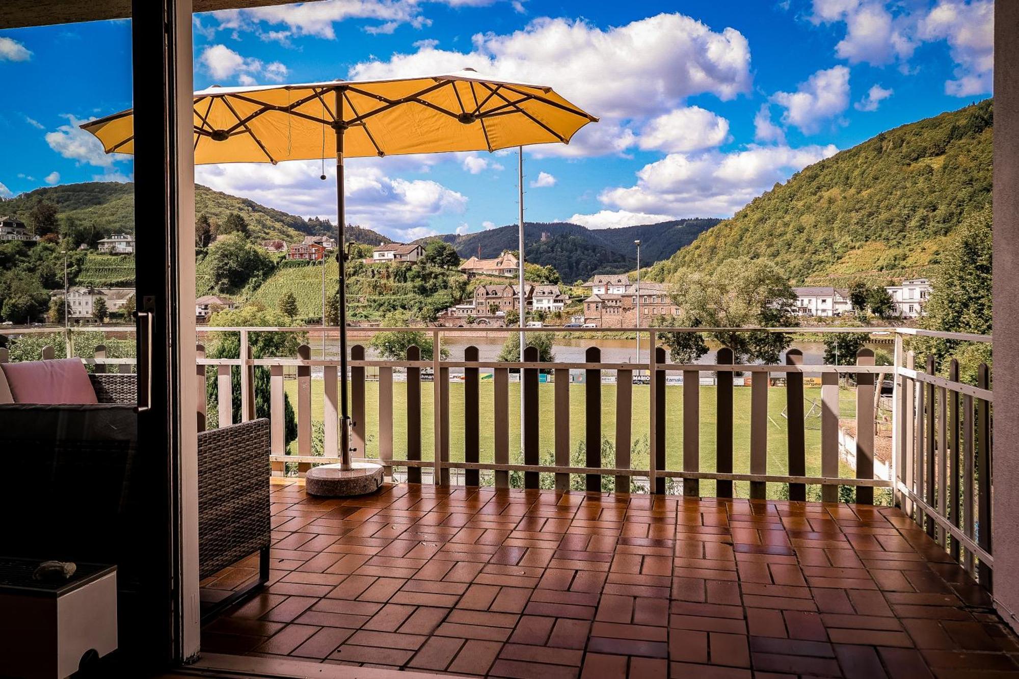 布莱Traumaussicht Kamin Balkon Burgblick 65 Zoll Tv Netflix Sky Joyn Lindenplatz公寓 外观 照片